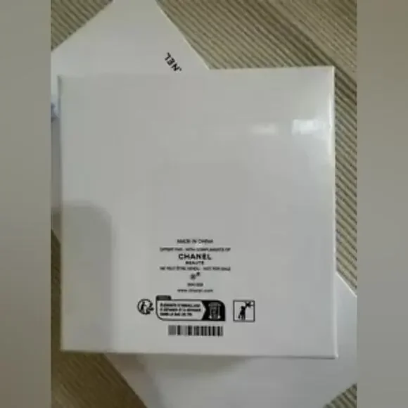 Chanel Black & Gold Keychain Pad Lock - Picture 7 of 7